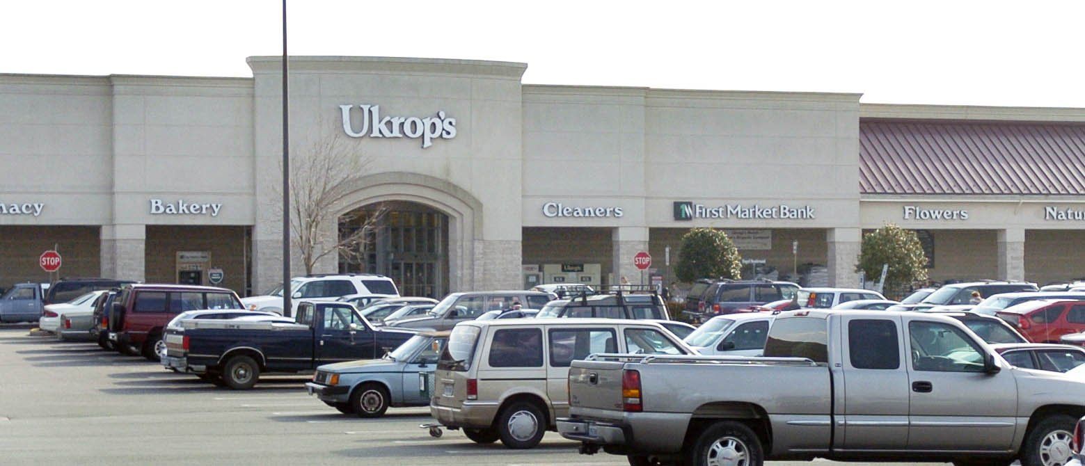 UKROP'S BUILDING MUG
